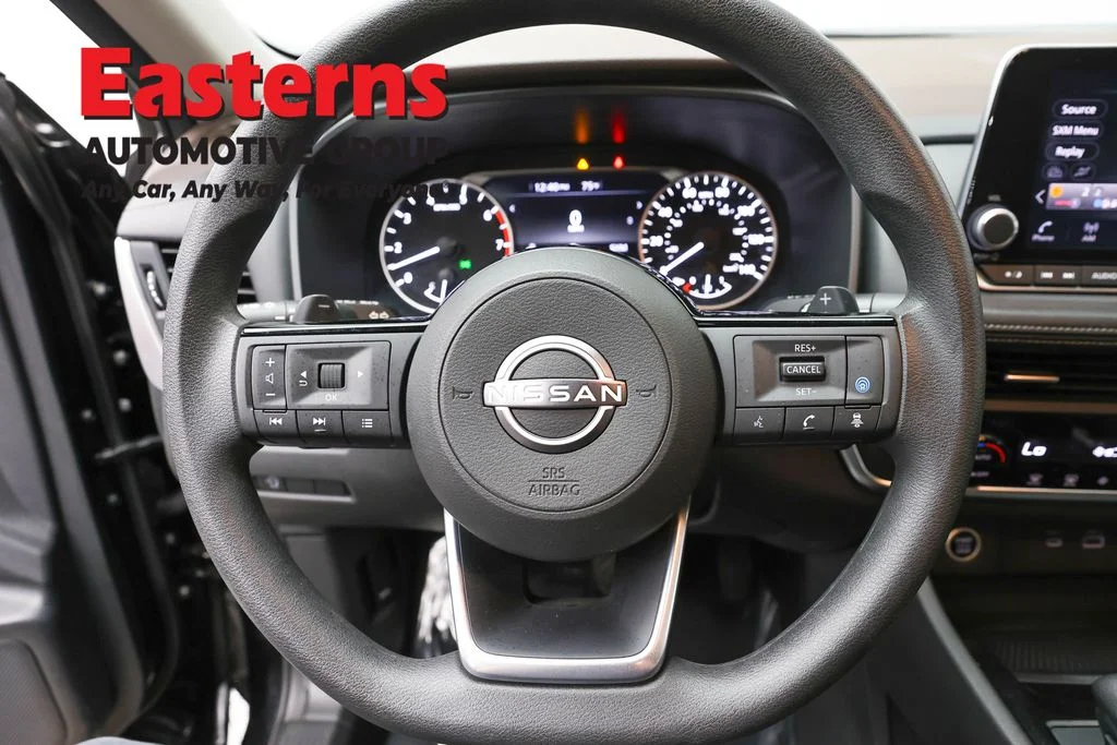 Used 2023 Black Nissan SV image 10