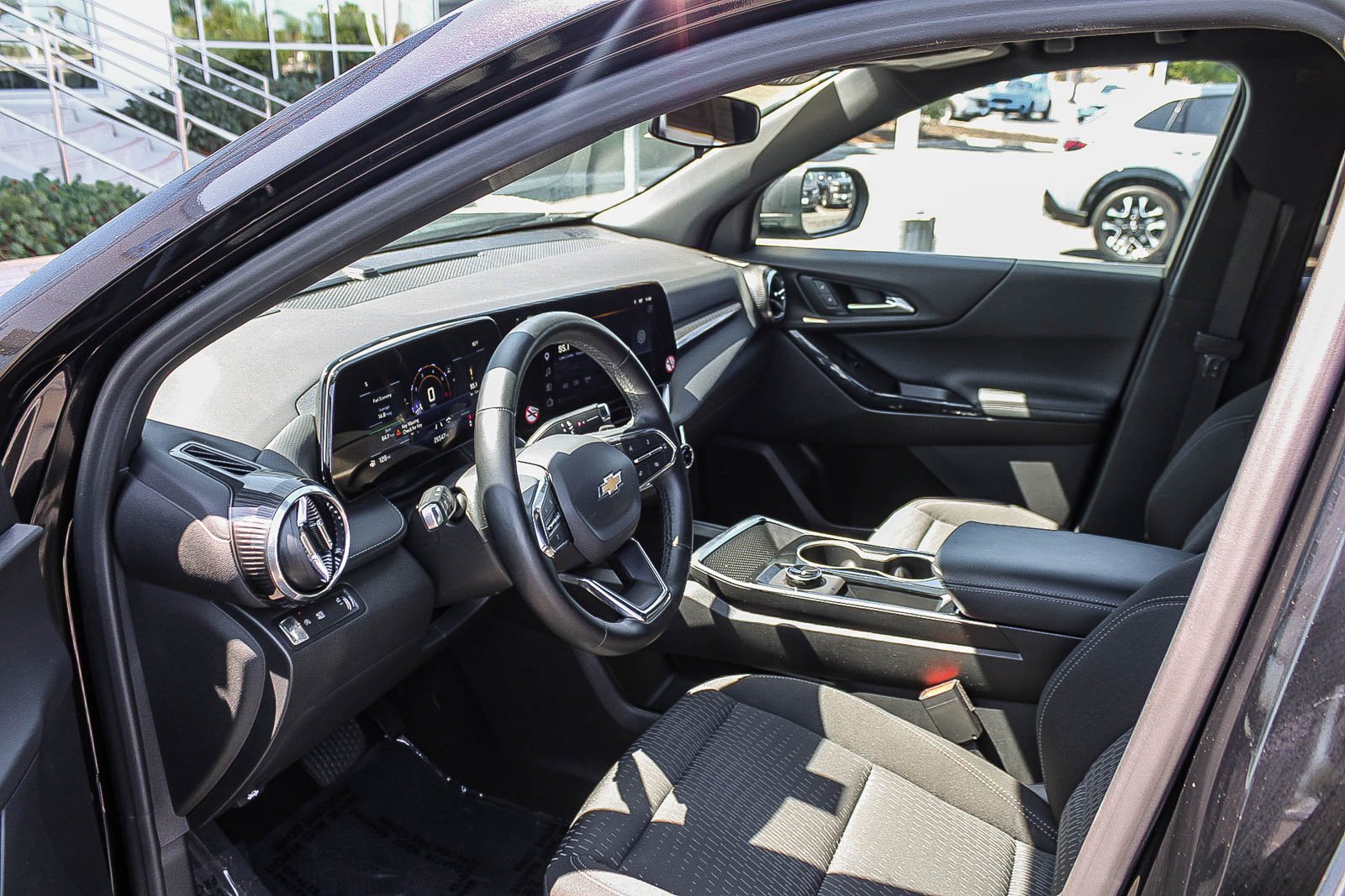 Used 2026 Mosaic Black Metallic Chevrolet FWD LT image 7