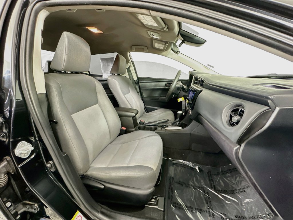 Used 2017 Black Sand Pearl Toyota L image 26