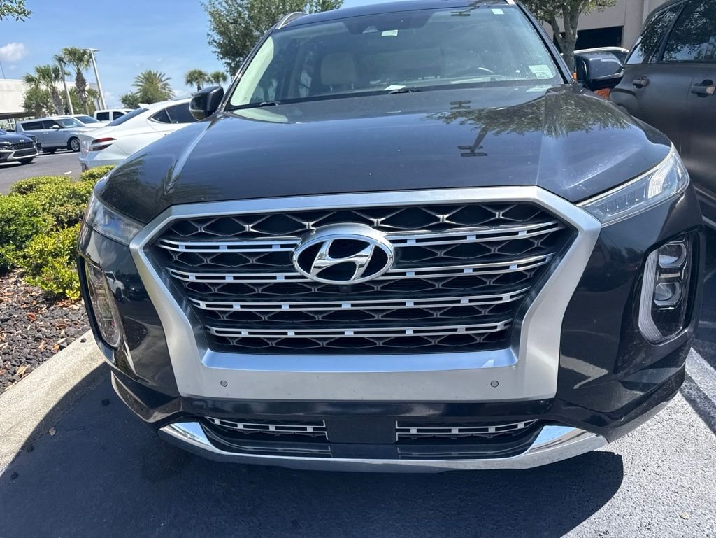 Used 2020 White Hyundai Limited image 3