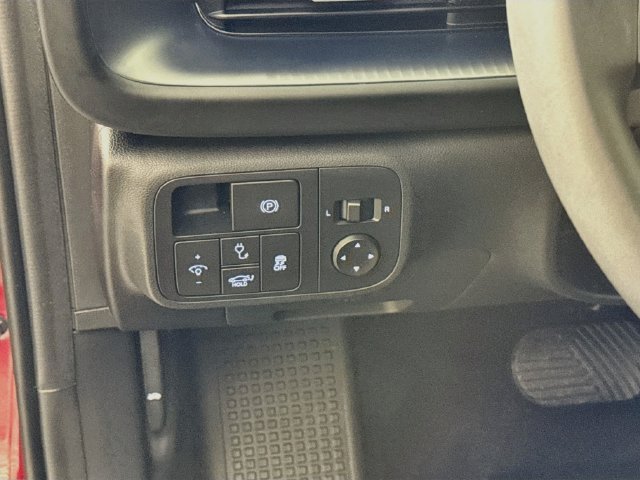 Certified Used 2025 Red Hyundai SEL image 14