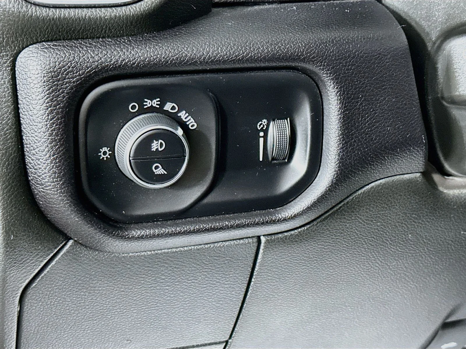 Used 2025 Black Ram Big Horn image 10