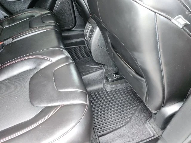 Used 2019 Crystal Metallic Jeep Trailhawk image 53