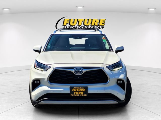 Used 2021 White Toyota Platinum image 2