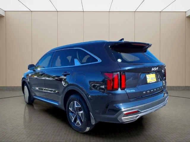 Used 2022 Blue Kia S image 9