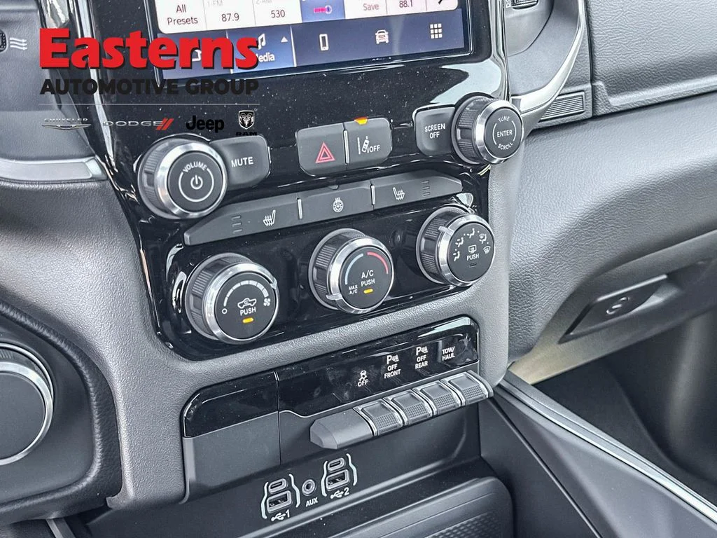 New 2026 Diamond Black Crystal Pearl-Coat Exterior Paint RAM Big Horn/Lone Star image 21