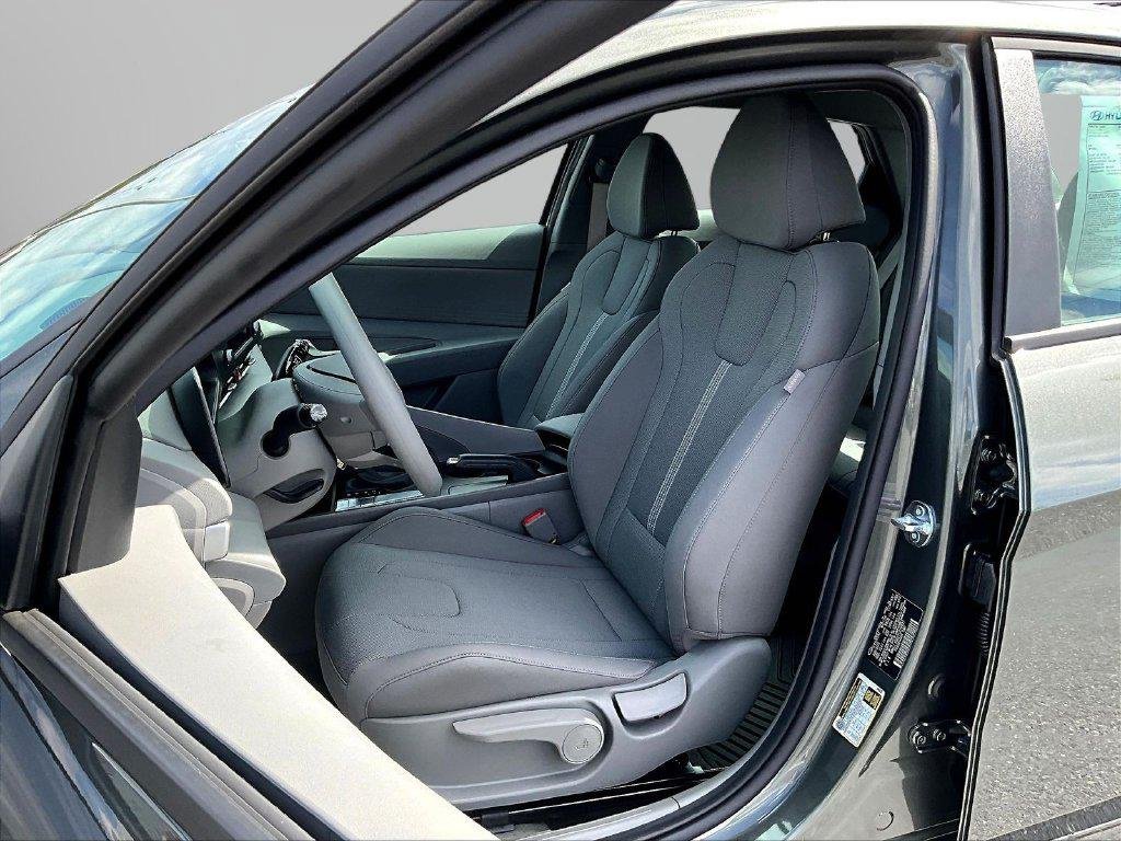 New 2026 Gray Hyundai SE image 21