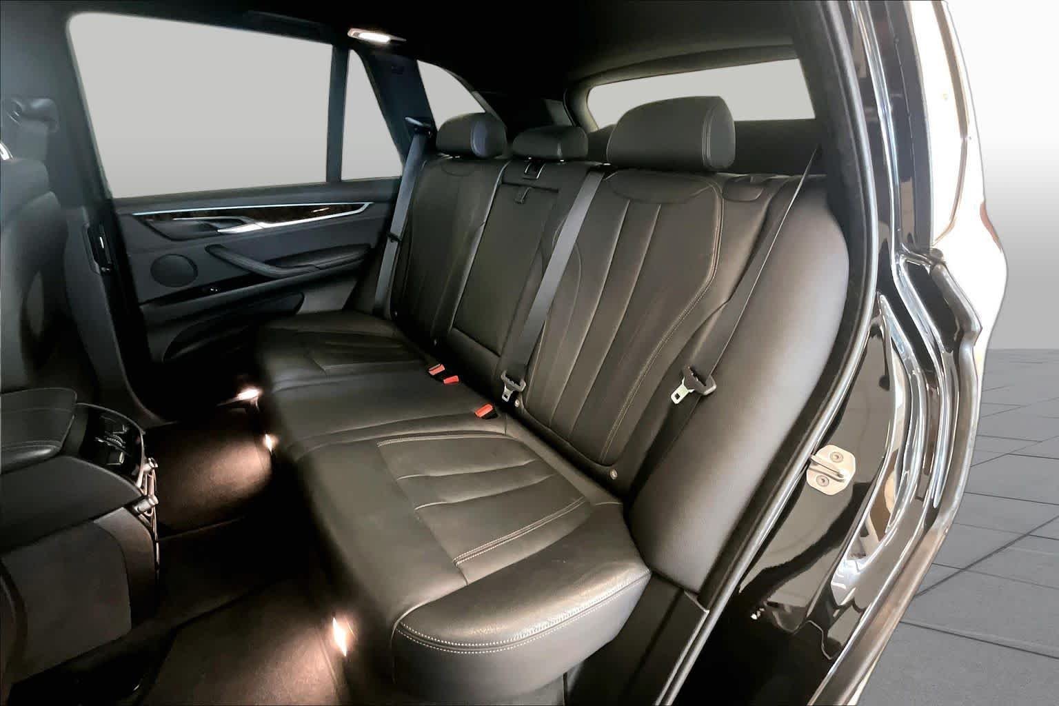 Used 2017 Jet Black BMW sDrive35i image 17