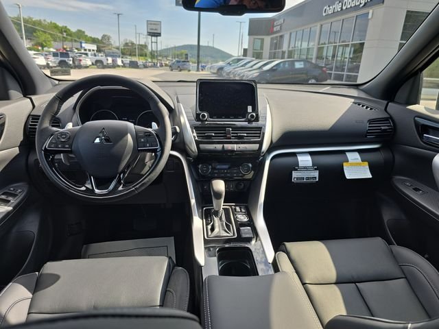 2025 Mitsubishi Eclipse Cross SEL - Photo 11