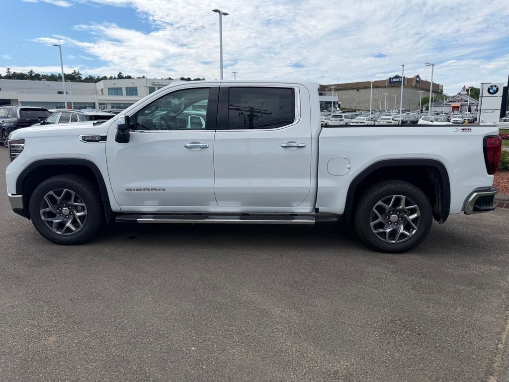 New 2026 Summit White GMC SLT image 3