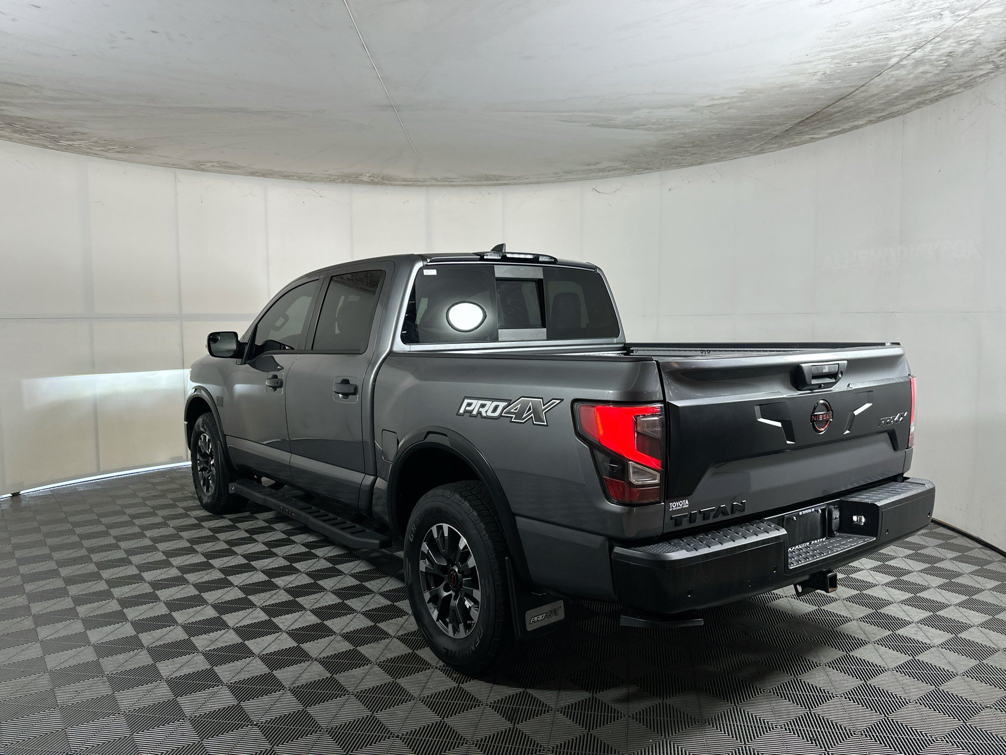 Used 2023 Gun Metallic Nissan PRO-4X image 5