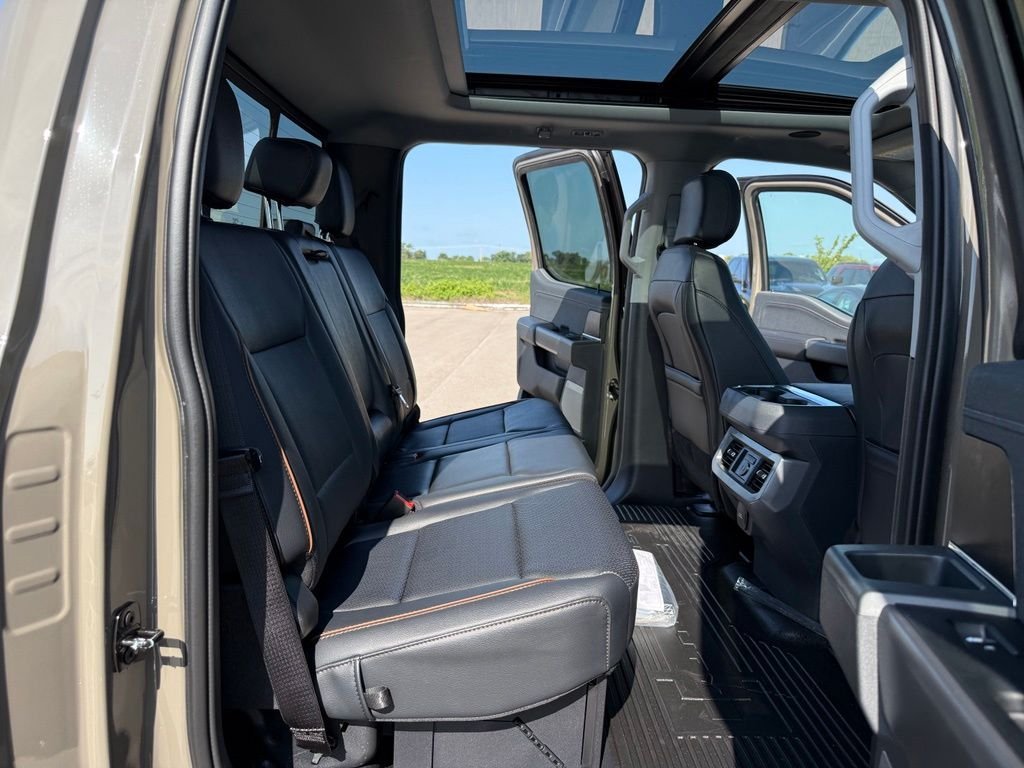 New 2026 Marsh Gray Ford F-250® Lariat® image 19
