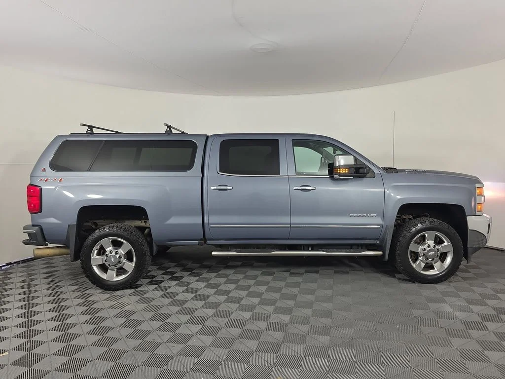 Used 2016 Gray Chevrolet LTZ image 8