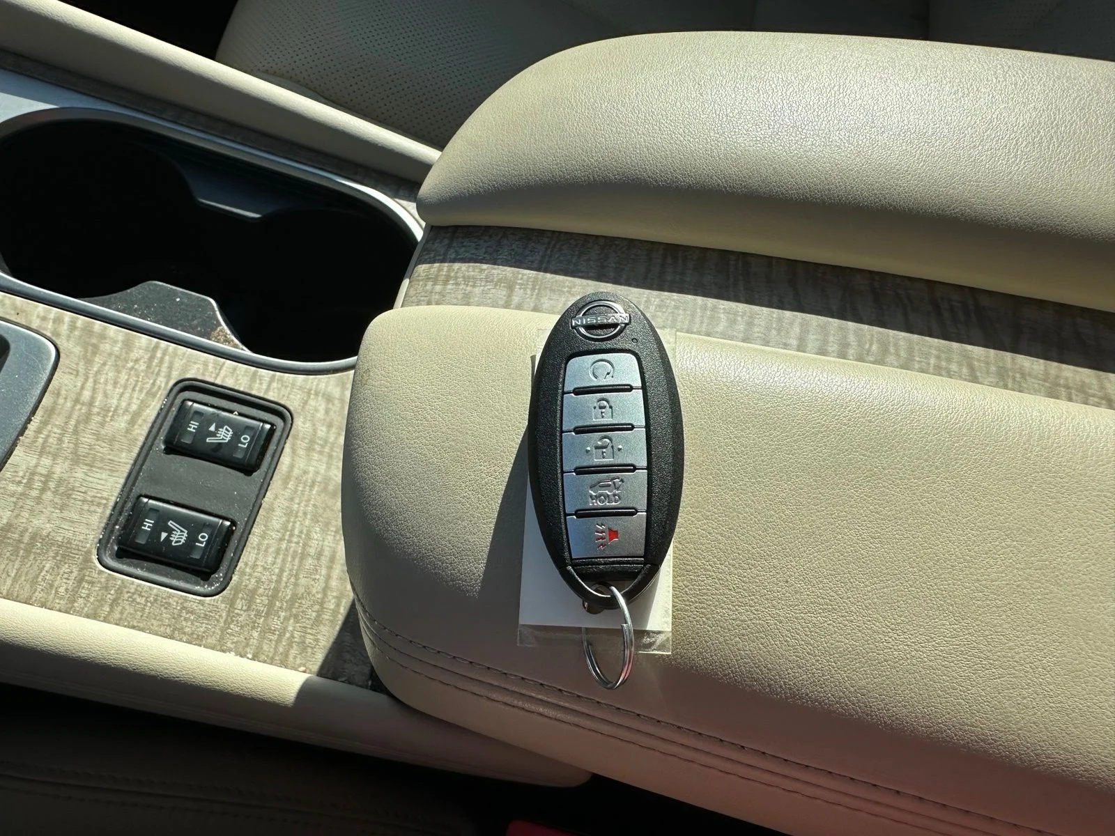 Used 2024 Red Nissan SL image 7