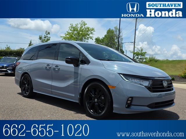 2023 Honda Odyssey SPORT's photo