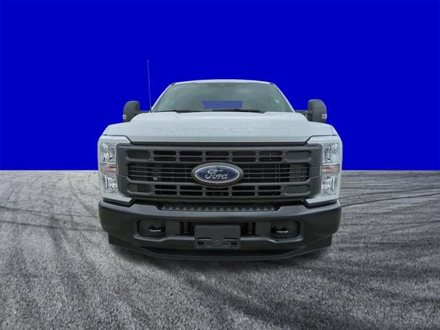 New 2026 Oxford White Ford F-250® XL image 9