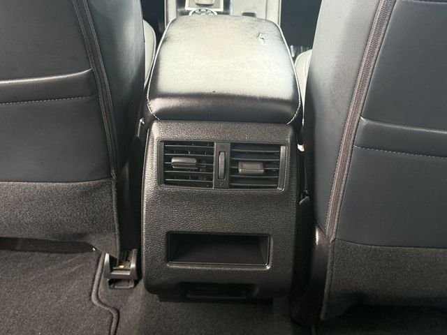 Used 2022 Mercury Gray Metallic Mitsubishi SE image 9