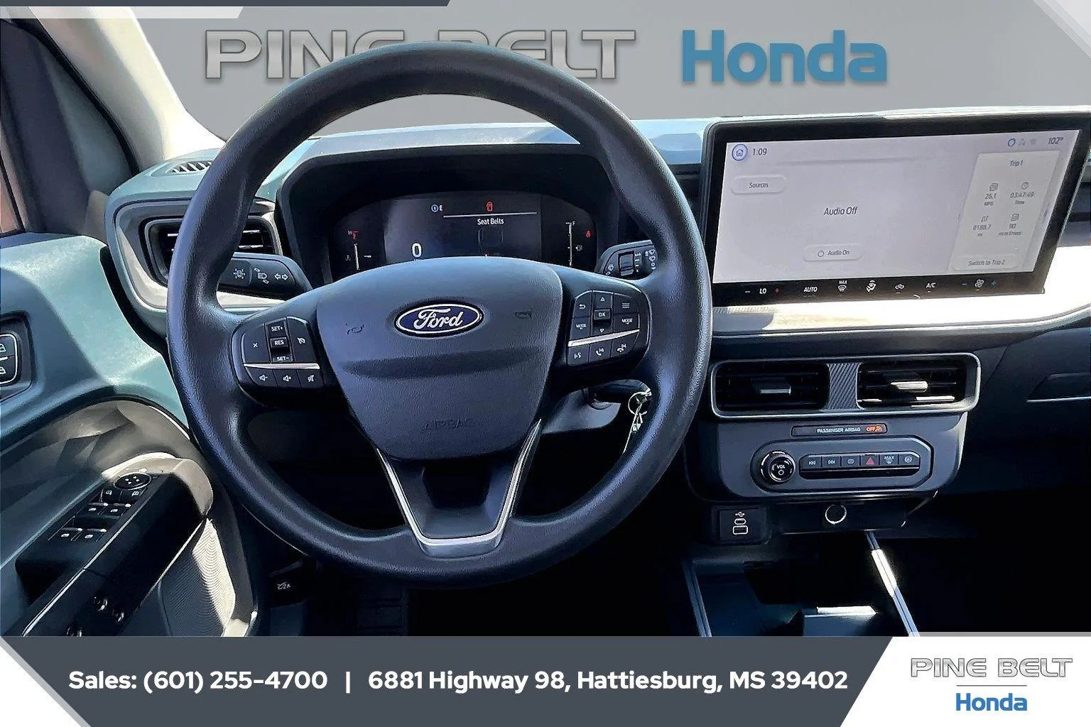 Used 2025 Space White Ford XL image 5