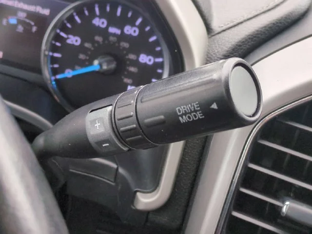 Used 2021 Black Ford Lariat image 26