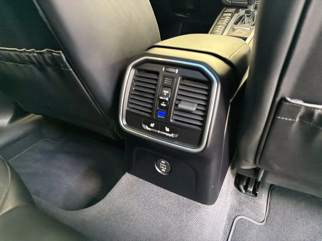 Used 2019 Black Porsche Base image 30