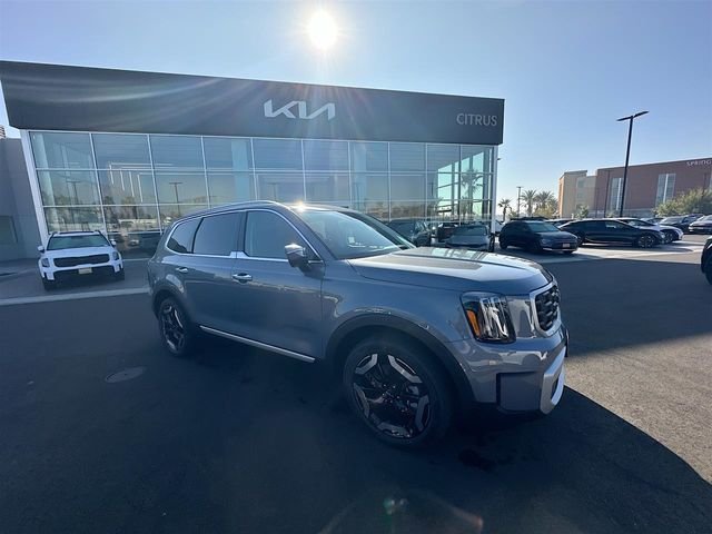 2025 Kia Telluride S FWD's photo