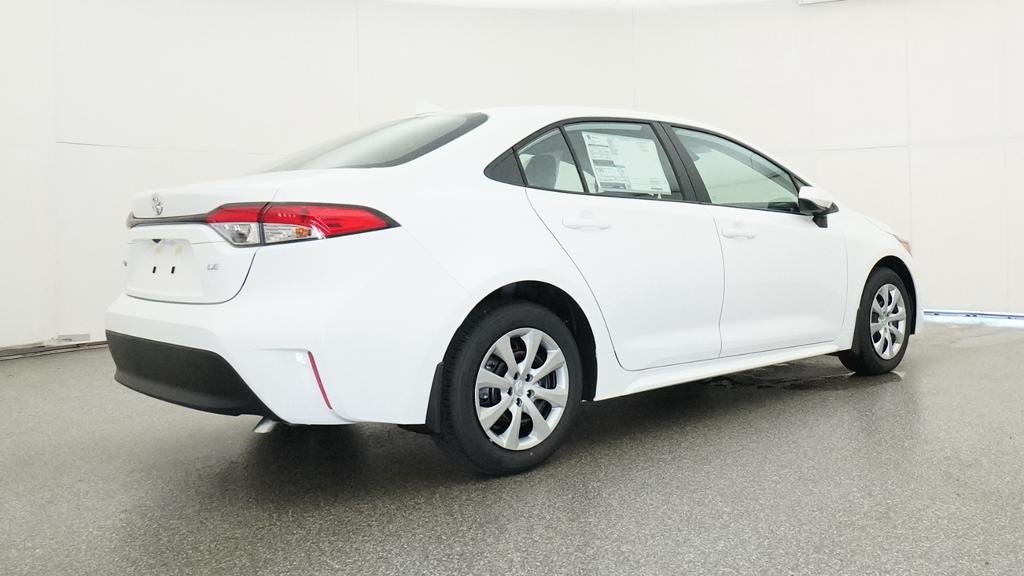 New 2026 Ice Cap Toyota LE image 17