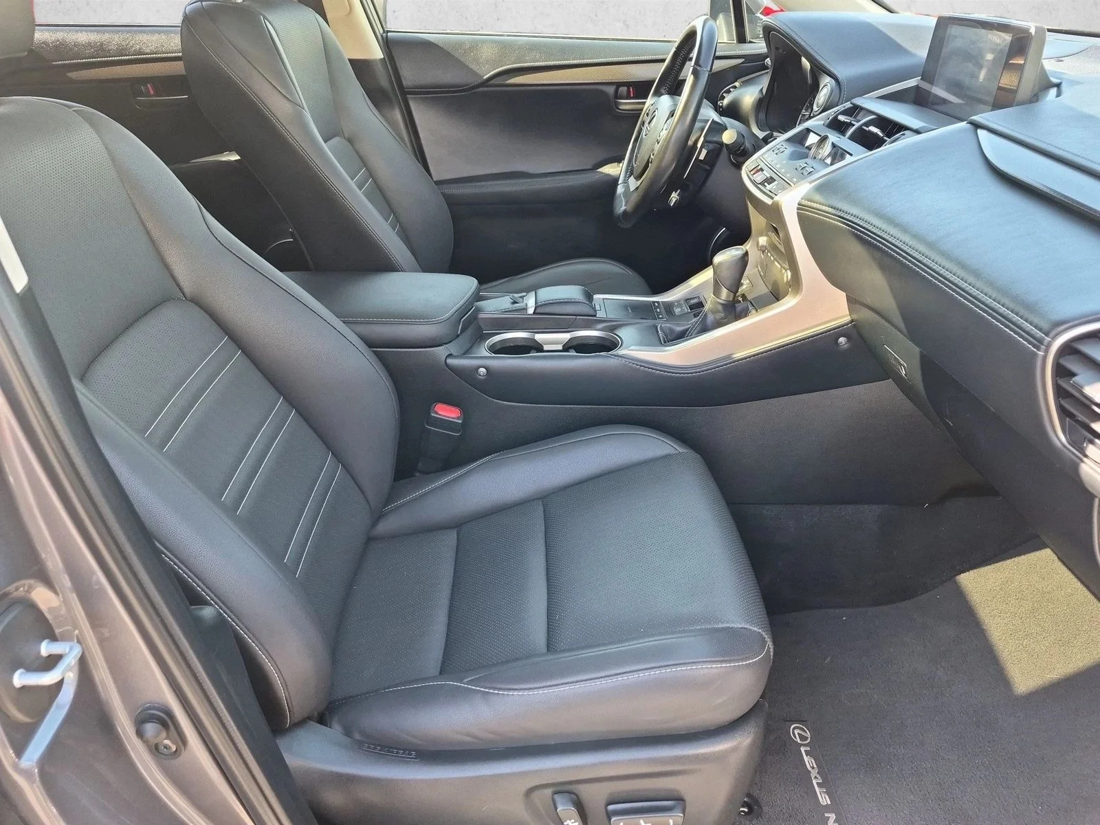 Used 2021 Nebula Gray Pearl Lexus NX 300 image 17