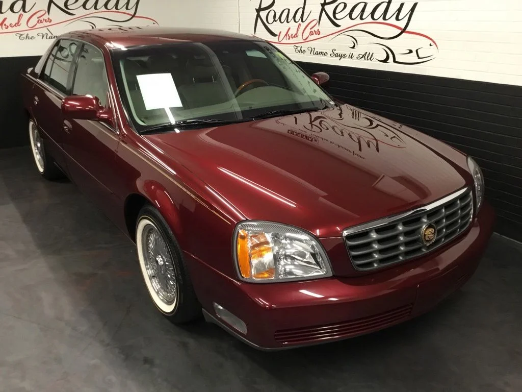 Used 2000 Red Cadillac DHS image 2