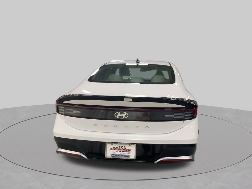 2025 Hyundai Sonata SEL - Photo 10