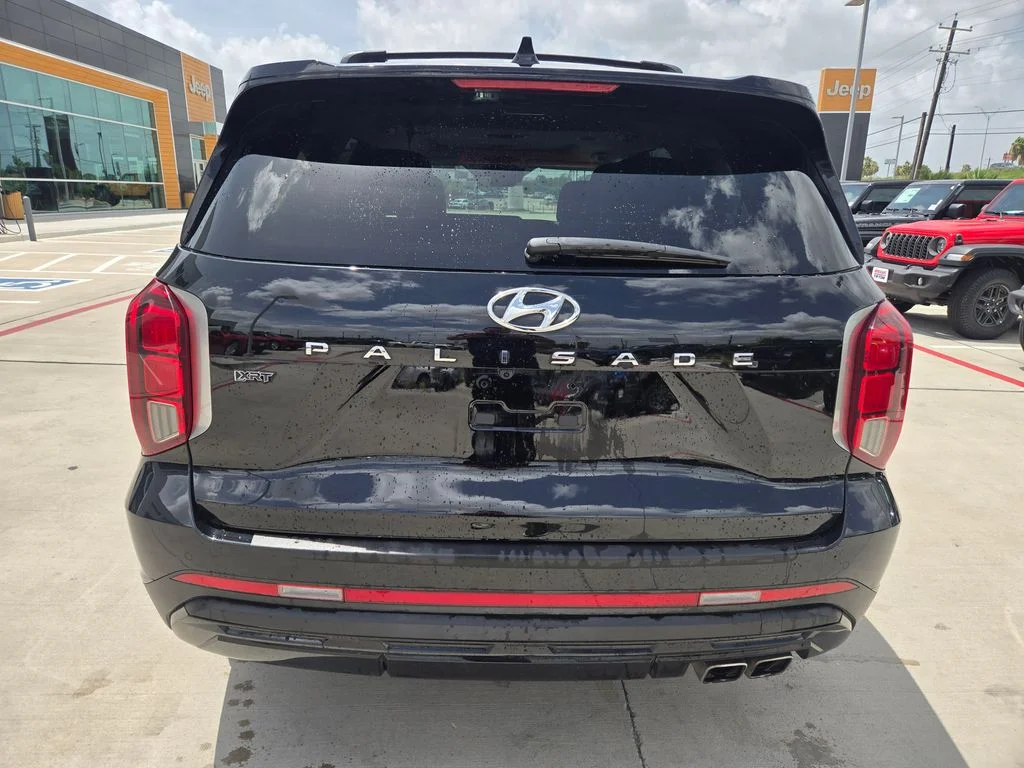 Used 2025 Black Hyundai XRT image 4