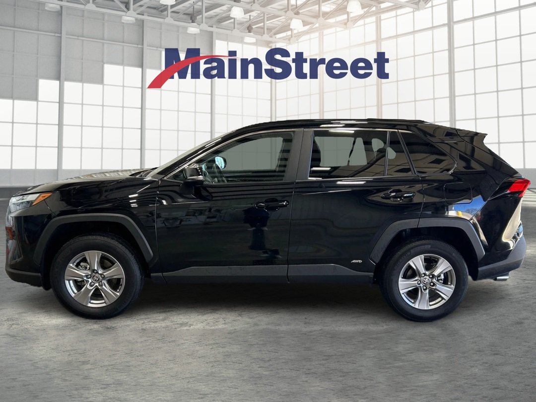 Used 2025 Toyota RAV4 XLE with VIN 4T3RWRFV2SU164796 for sale in Kansas City