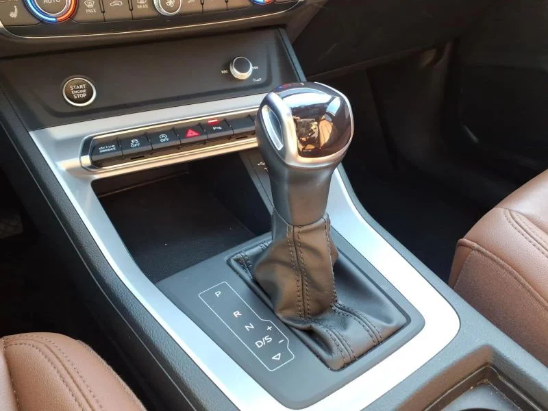 Used 2022  Audi 40 TFSI Premium Plus Sport Utility 4D image 34