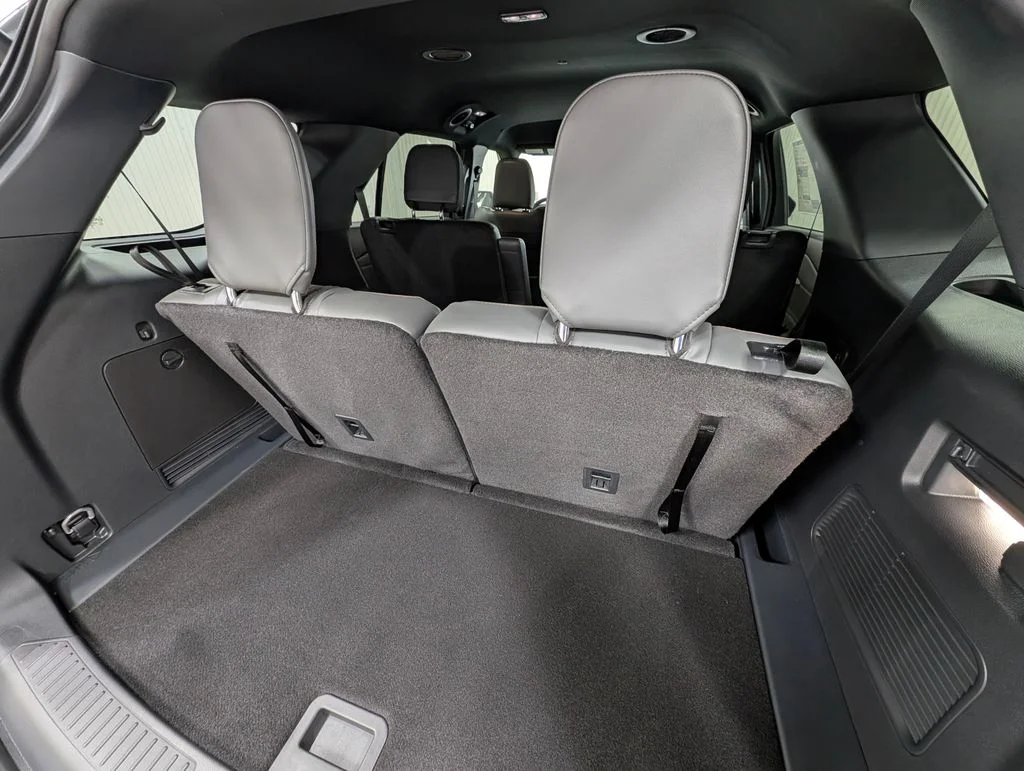 New 2027 Avalanche Gray Ford Active image 20