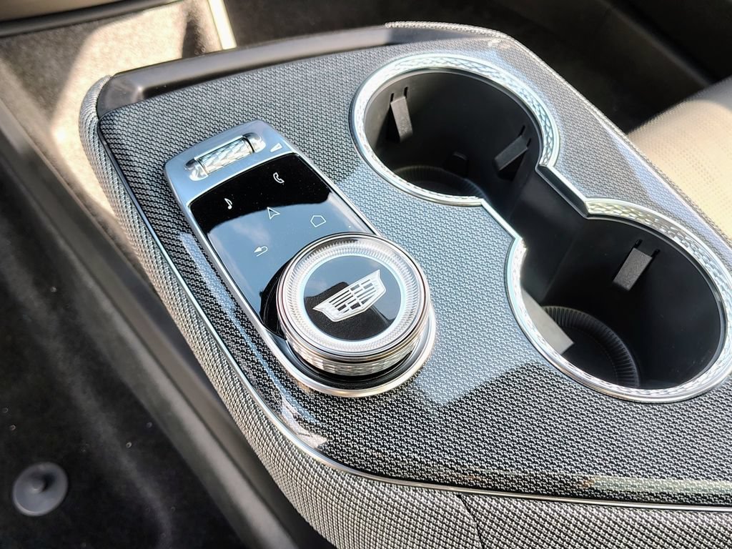 2027 Cadillac OPTIQ Premium Sport - Photo 28