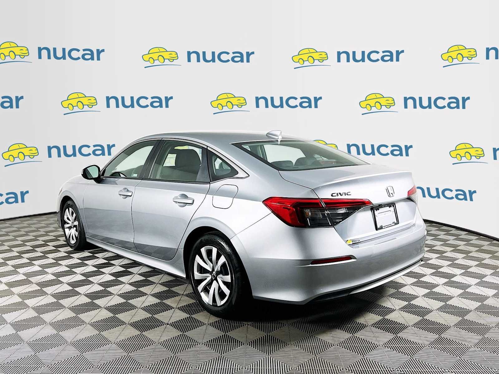Used 2024 Lunar Silver Metallic Honda LX image 5