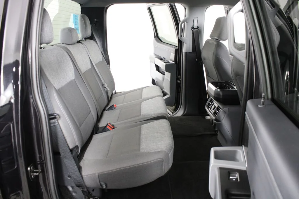 Used 2022 Black Metallic Ford XLT image 12