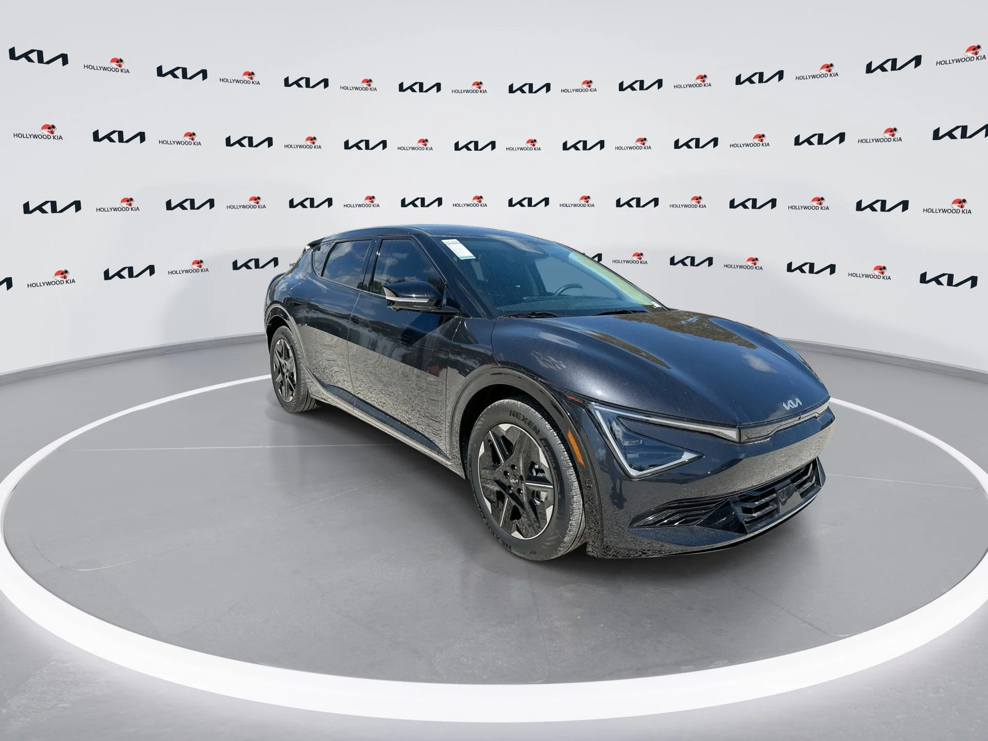 New 2025 Panthera Metal Kia Wind RWD image 2