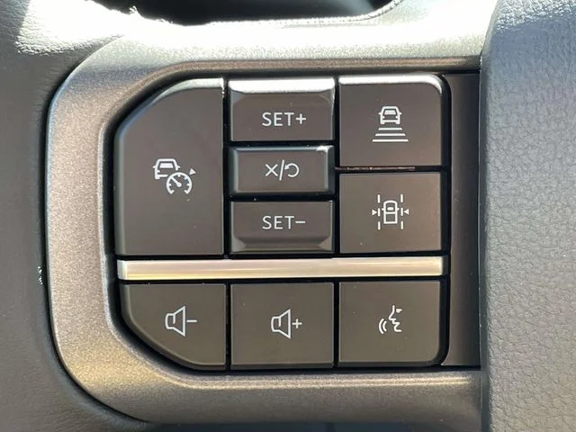 New 2026 Carbonized Gray Metallic Ford XLT image 20