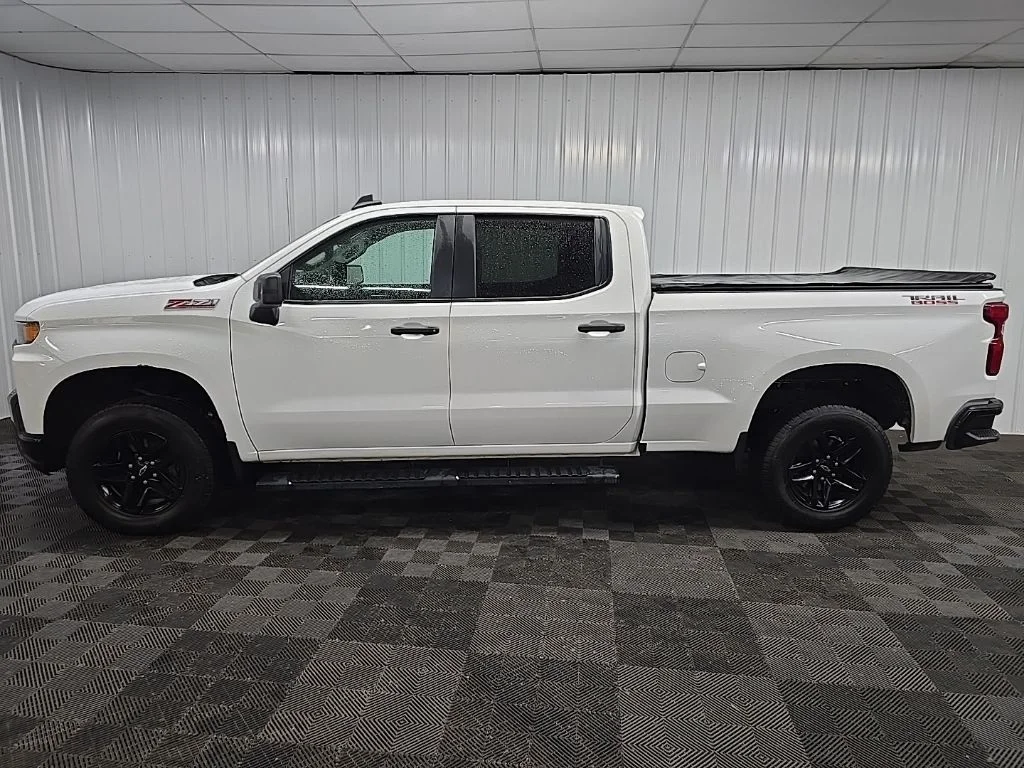Used 2022 White Chevrolet Custom Trail Boss image 5