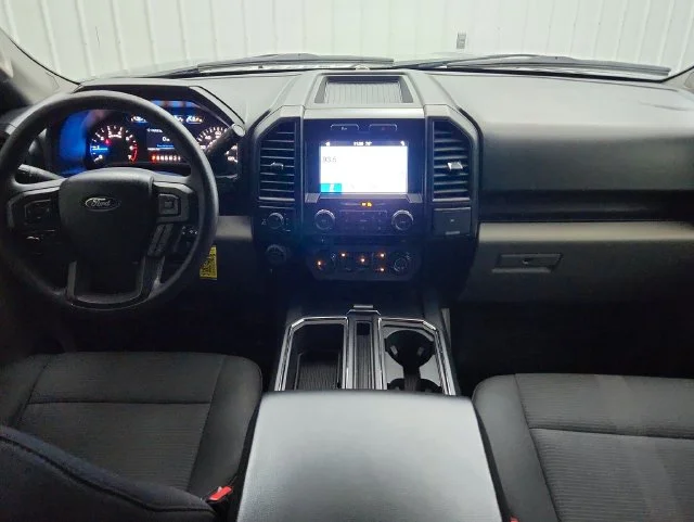 Used 2017 Gray Ford XL image 22