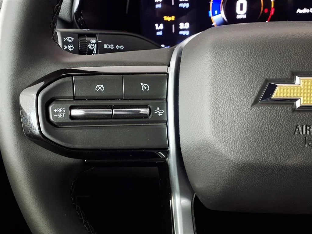 New 2026 Summit White Chevrolet LT image 21
