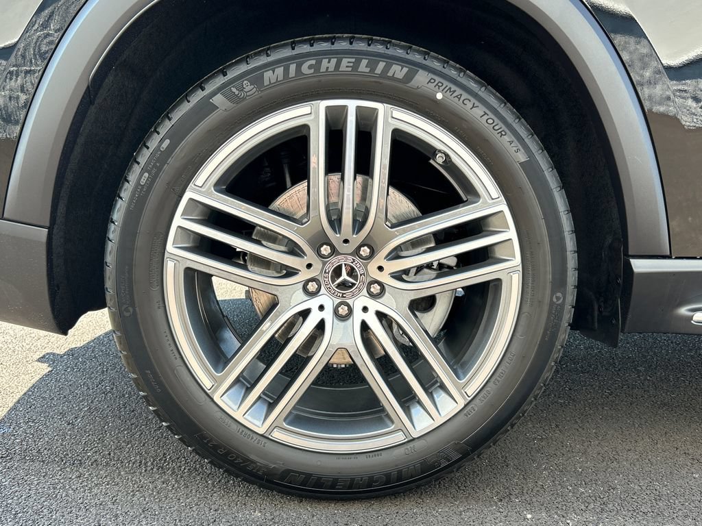 New 2026 Black Mercedes-Benz GLS 450 image 76