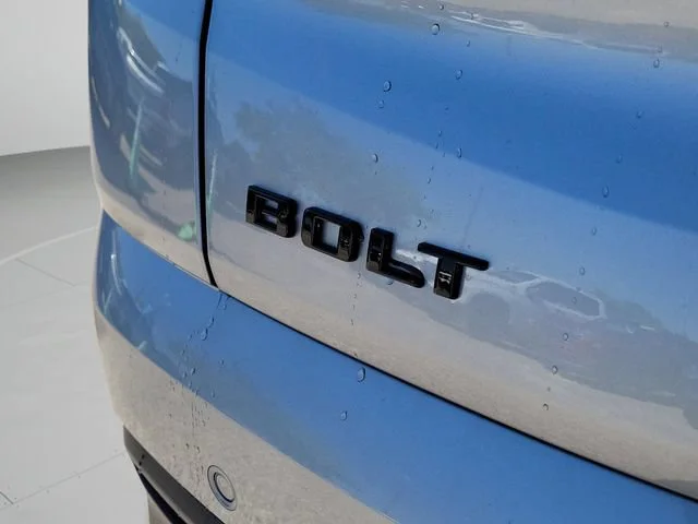 New 2027 Sterling Grey Metallic Chevrolet LT image 5