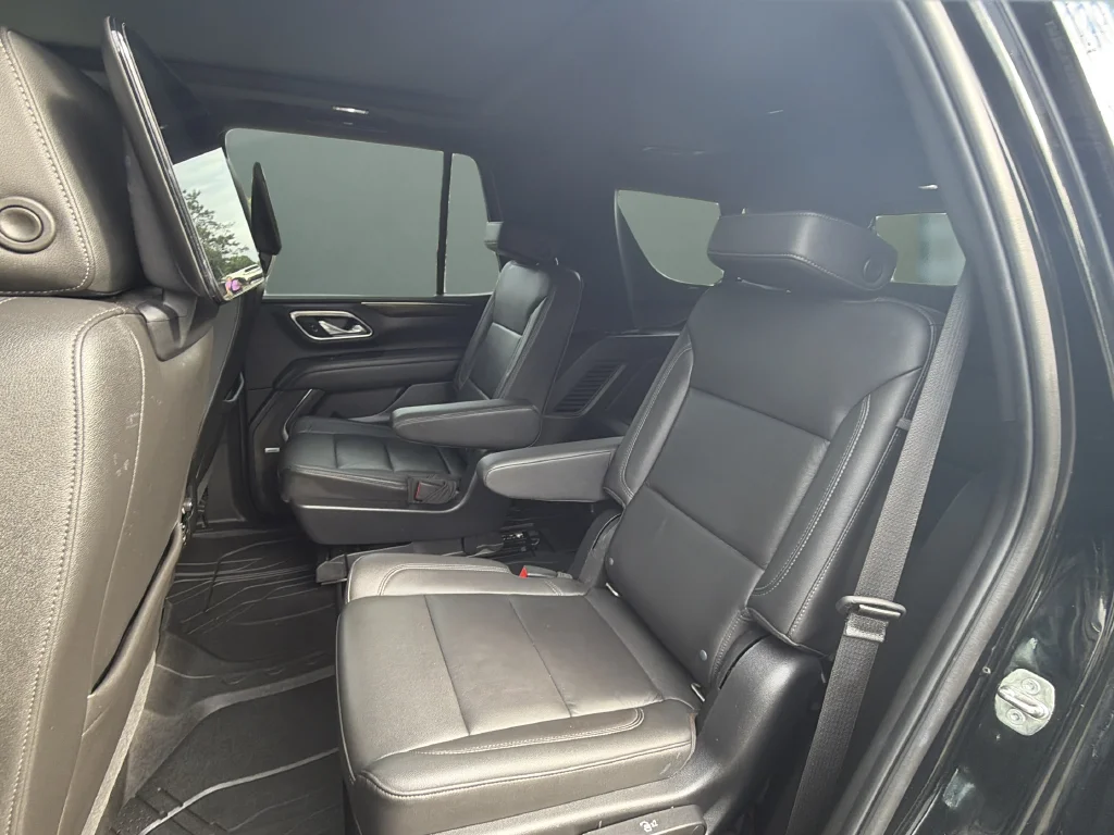 Used 2021 Black Chevrolet Z71 image 12