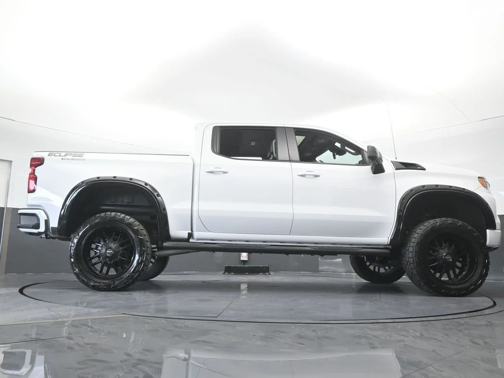 Used 2022 Summit White Chevrolet RST image 67