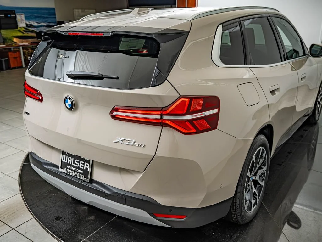 New 2026 Dune Grey Metallic BMW 30 xDrive image 16
