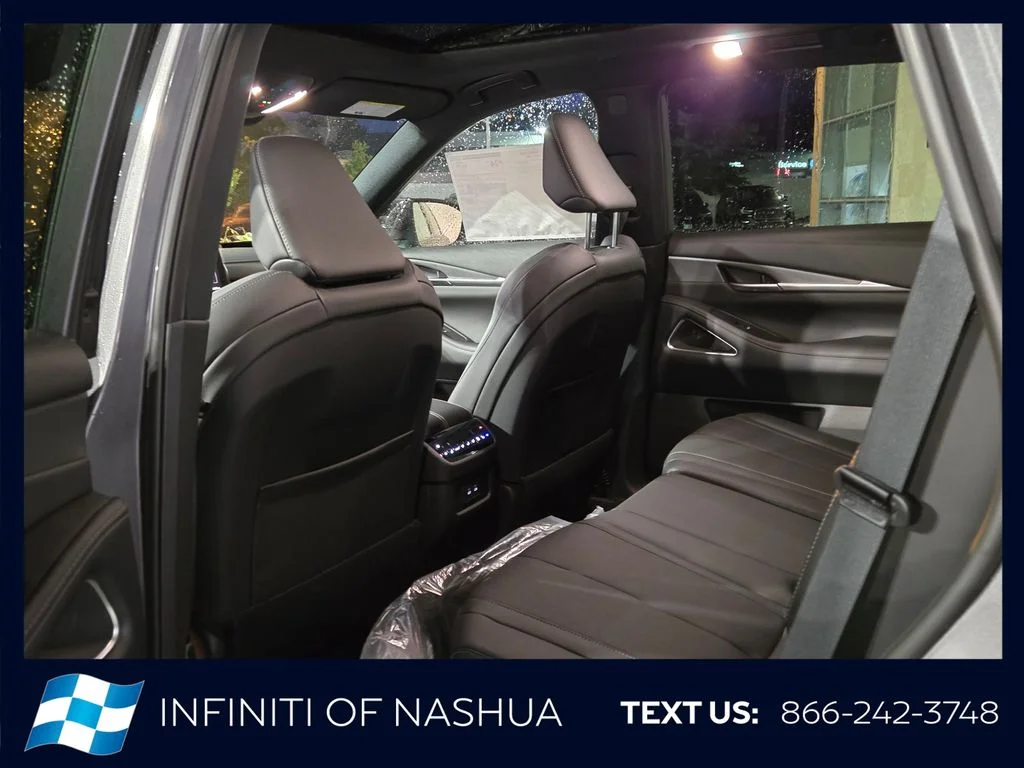 New 2027 2T GRPT SHDW INFINITI Sport AWD image 21