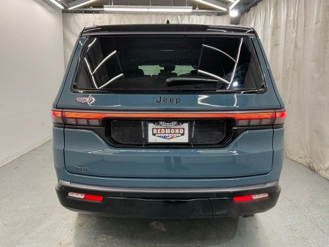 New 2026 Steel Blue Exterior Paint Jeep Summit Obsidian image 6