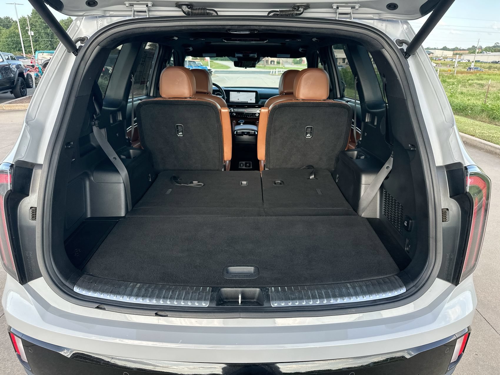 Used 2024 Wolf Gray Kia SX Prestige X-Pro image 25