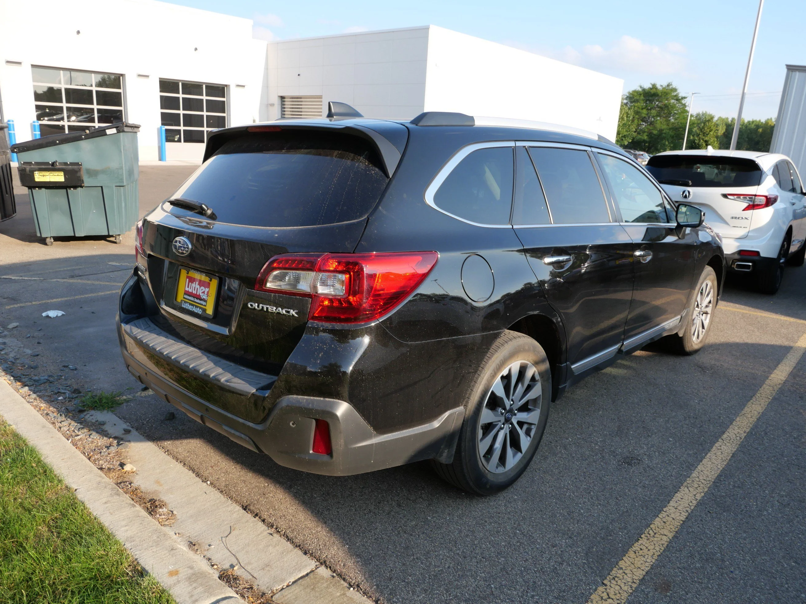 Used 2019 Crystal Black Silica Subaru Touring image 7